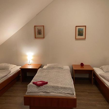 Restaurace U Vlkove Otel Kamenice Dış mekan fotoğraf